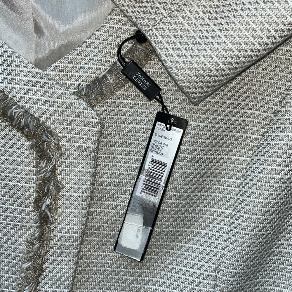 Tahari Levine Tweed Double Breasted Size 6 NWT - Picture 8 of 10